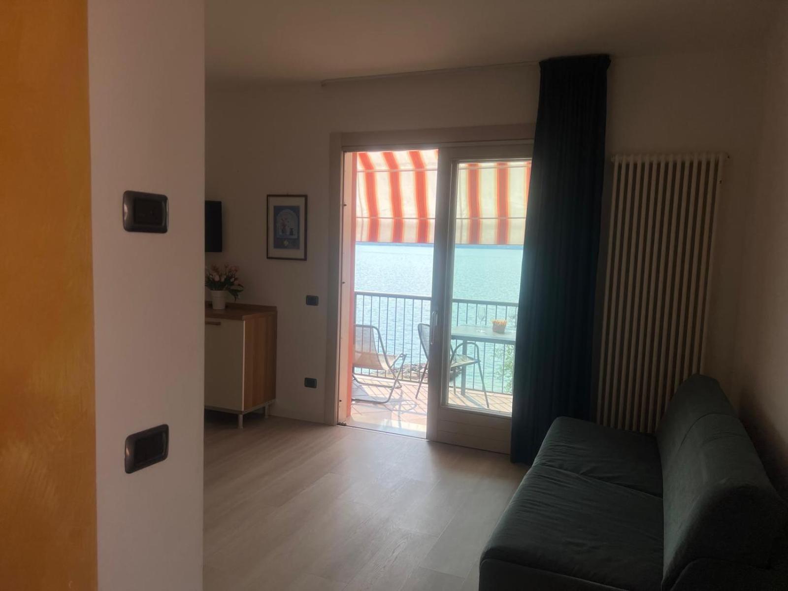 Residence Villa Al Lido Brenzone sul Garda Exterior photo