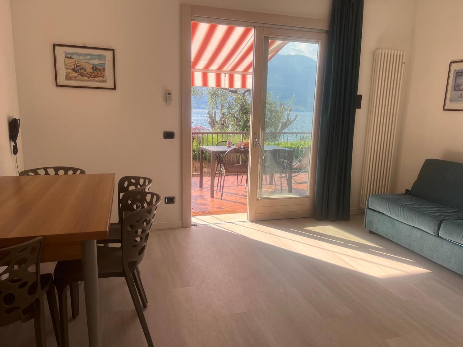 Residence Villa Al Lido Brenzone sul Garda Exterior photo