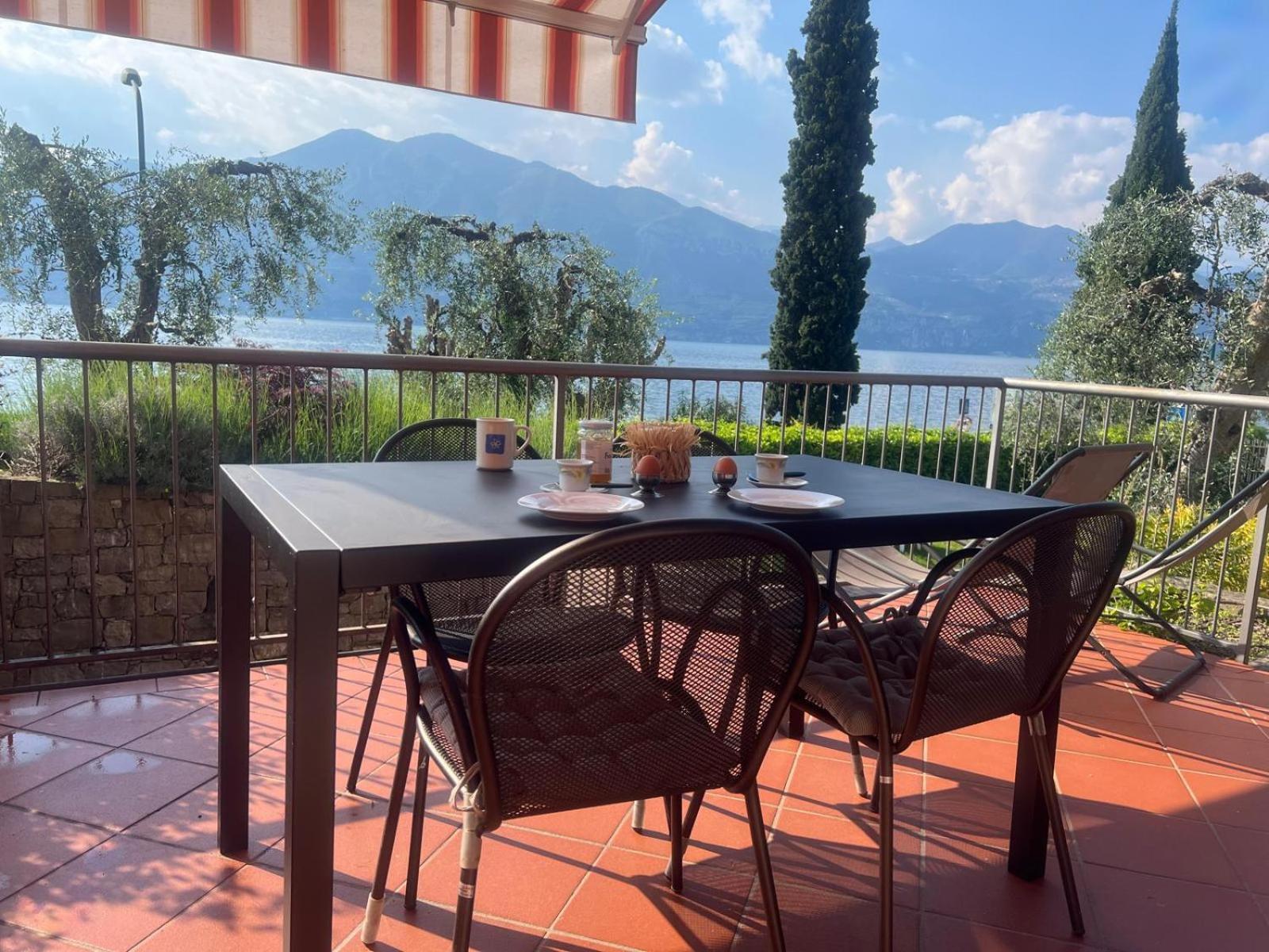 Residence Villa Al Lido Brenzone sul Garda Exterior photo
